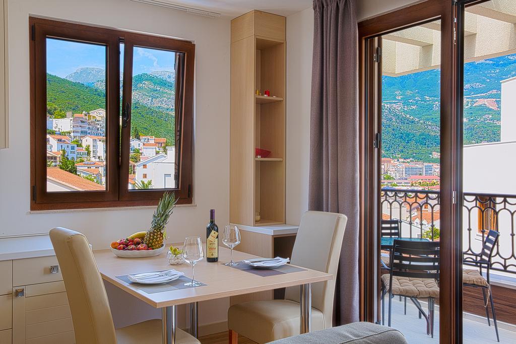 Aria Apartments Будва Екстериор снимка