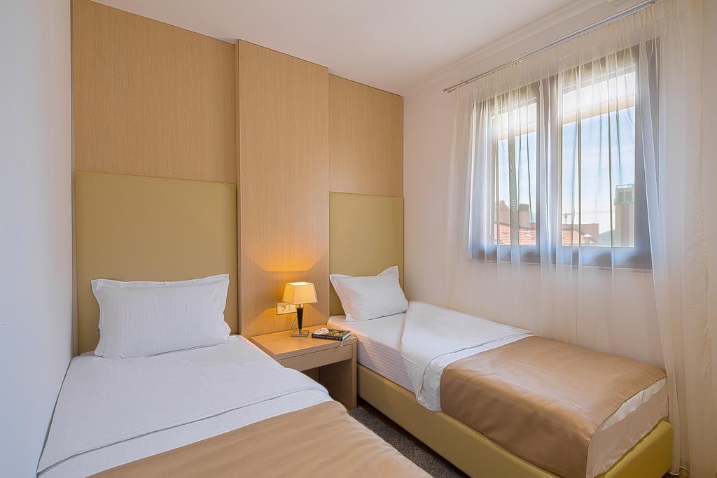 Aria Apartments Будва Екстериор снимка